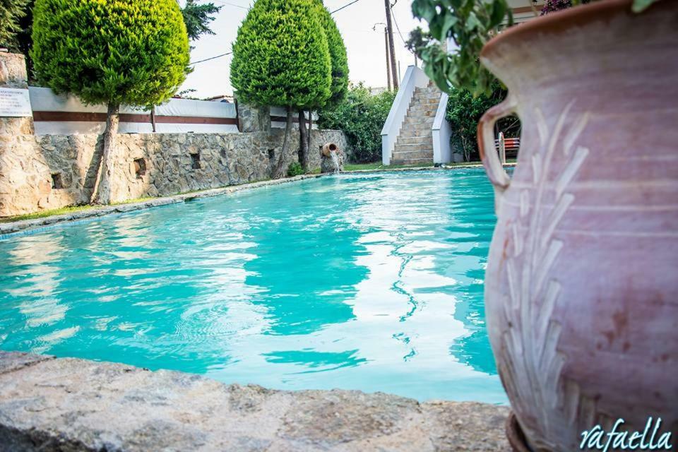Irene'S Maisonette At Rafaella Resort Kokkonion Exterior photo
